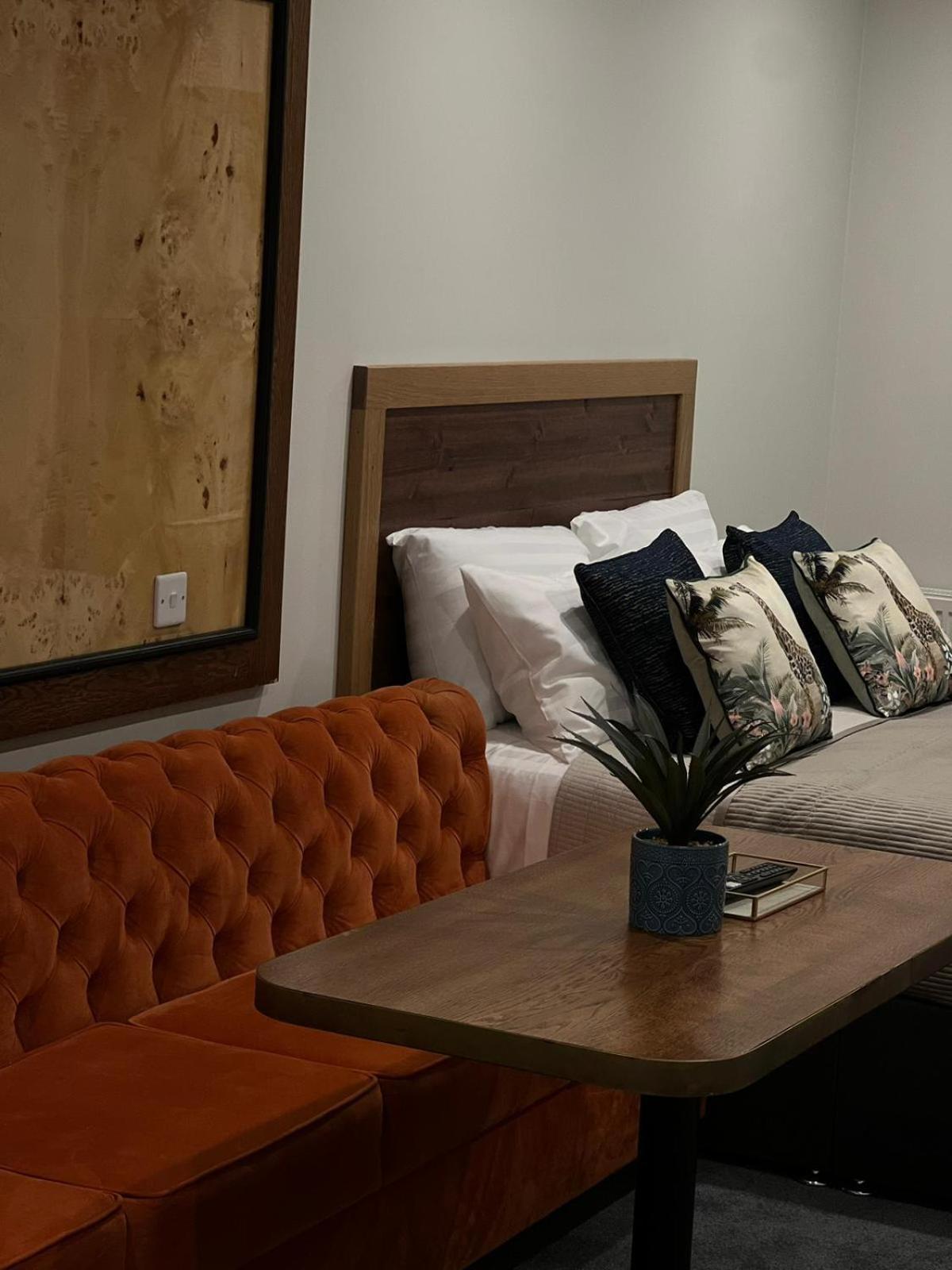 53 Luxury Rooms Maynooth Bagian luar foto